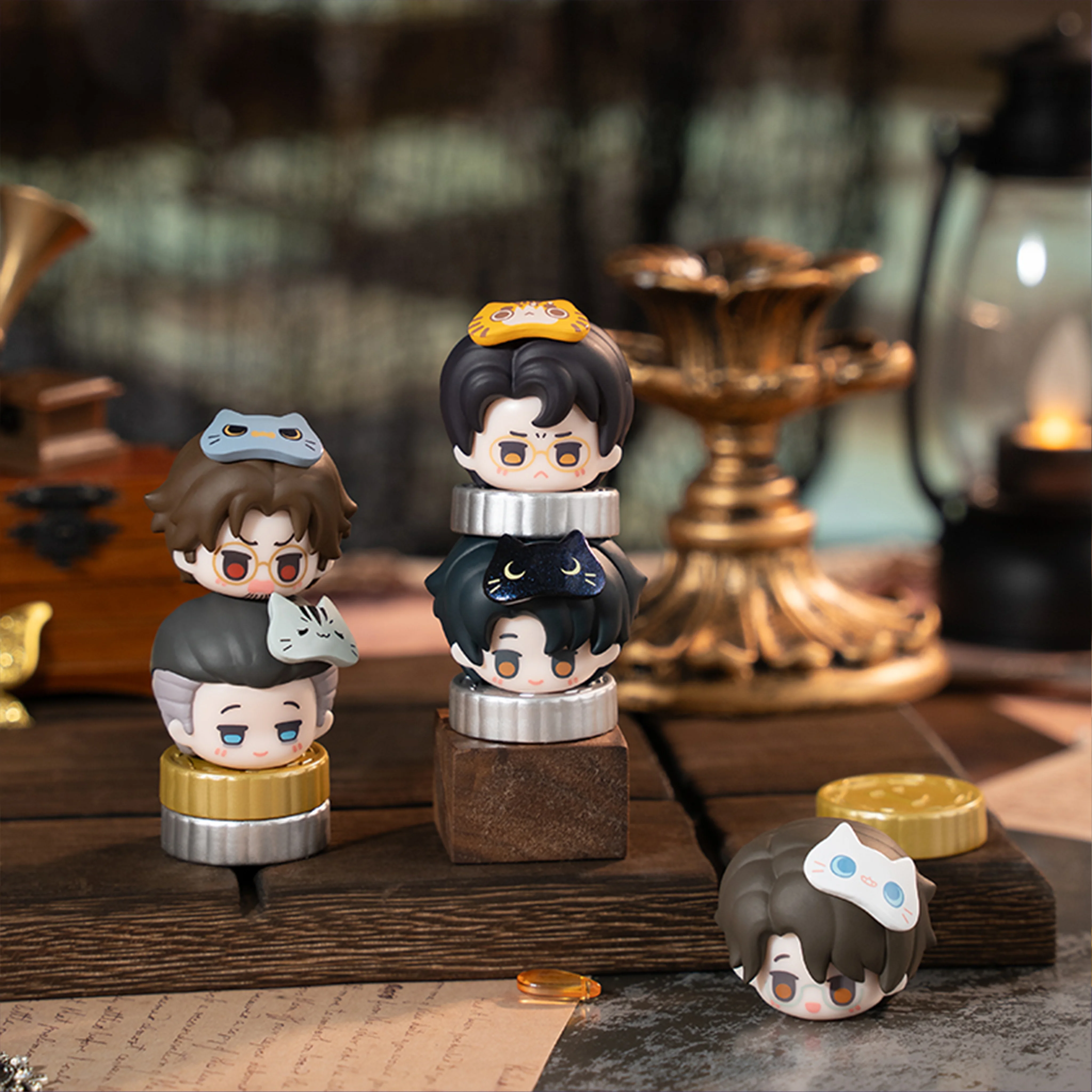 Infinite Gold Coin Stacking Mini Figure